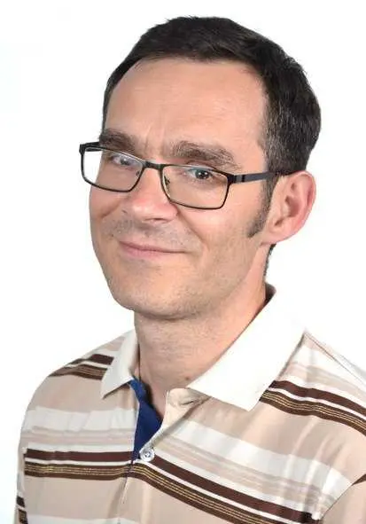 Деніс Овсянников