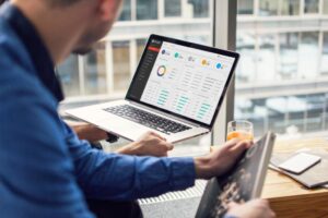 Robustel cloud platform IoT platform Industry 4.0 мережеве та комунікаційне обладнання